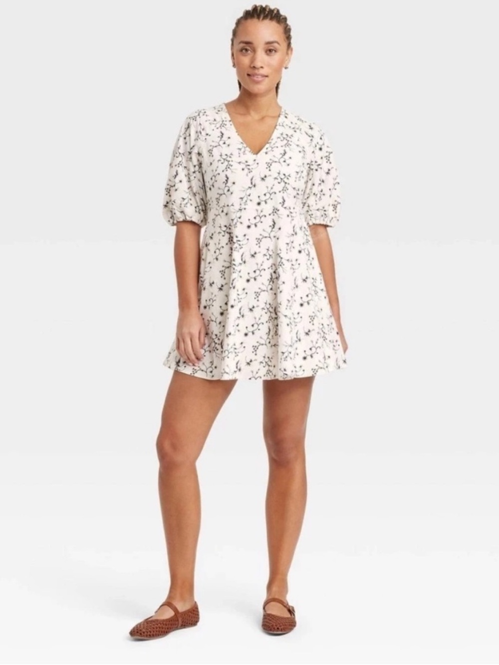 Universal Thread White Floral Elbow Sleeve V-Neck A Line Mini Skater Dress NWT - Picture 1 of 8